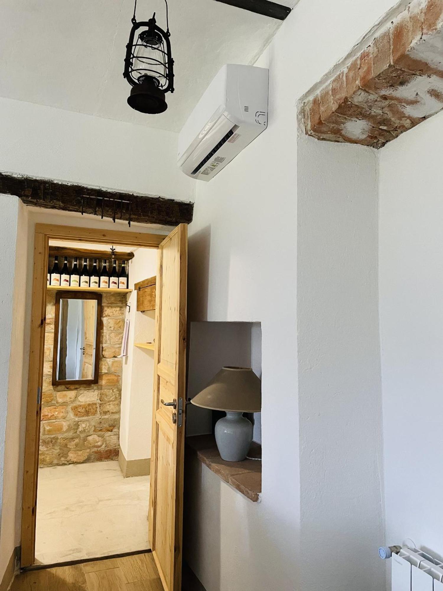 Locazione Turistica Cascina Pela Apartment Castagnole delle Lanze Bagian luar foto